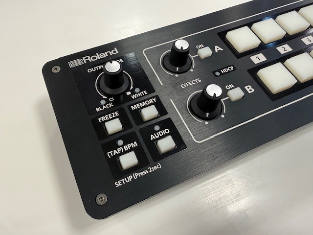 Roland V-1HD コンパクトHD ビデオスイッチャーV1HD（新品特価/送料