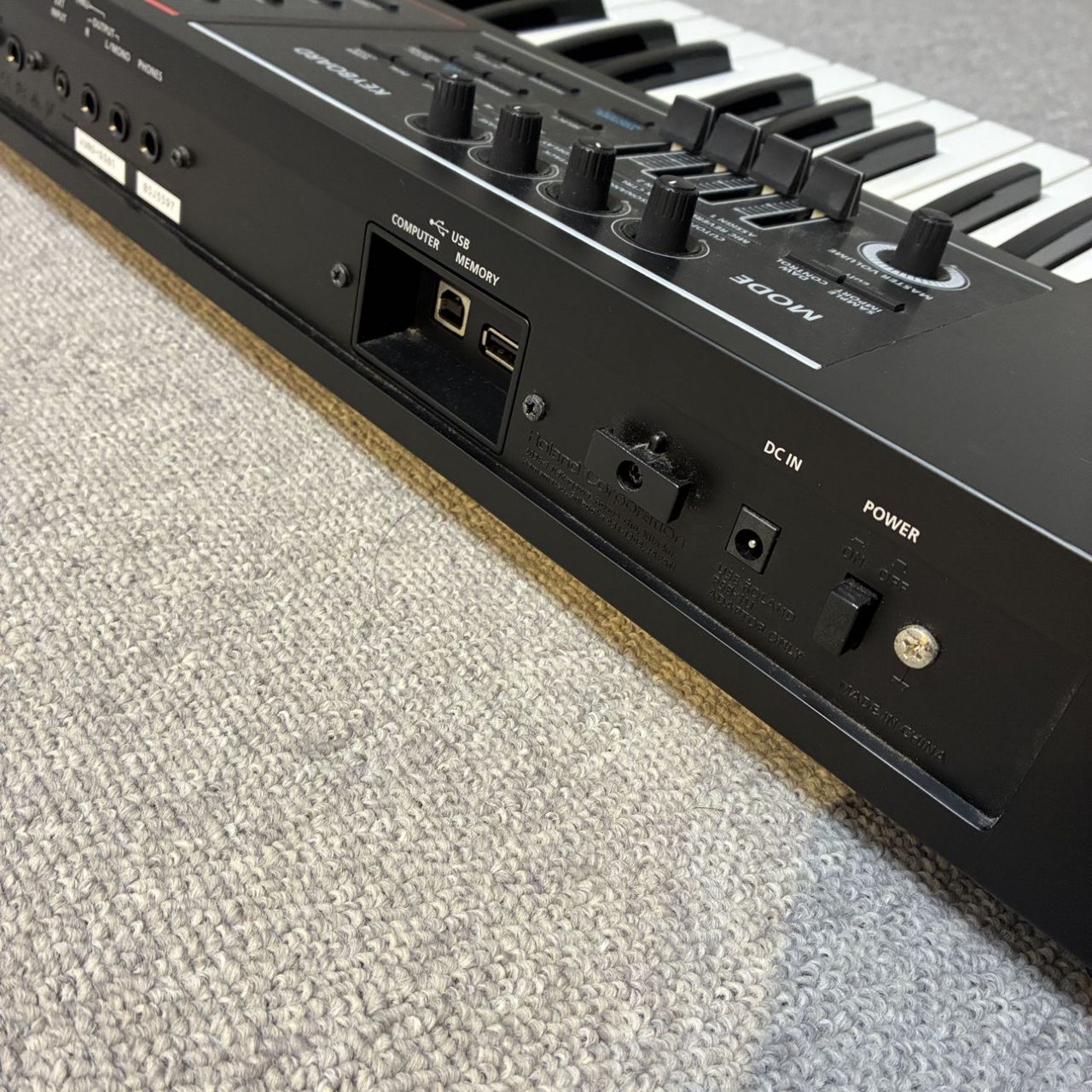 Roland JUNO-DS61【61鍵】【電池駆動可】【ケース付】（中古/送料無料