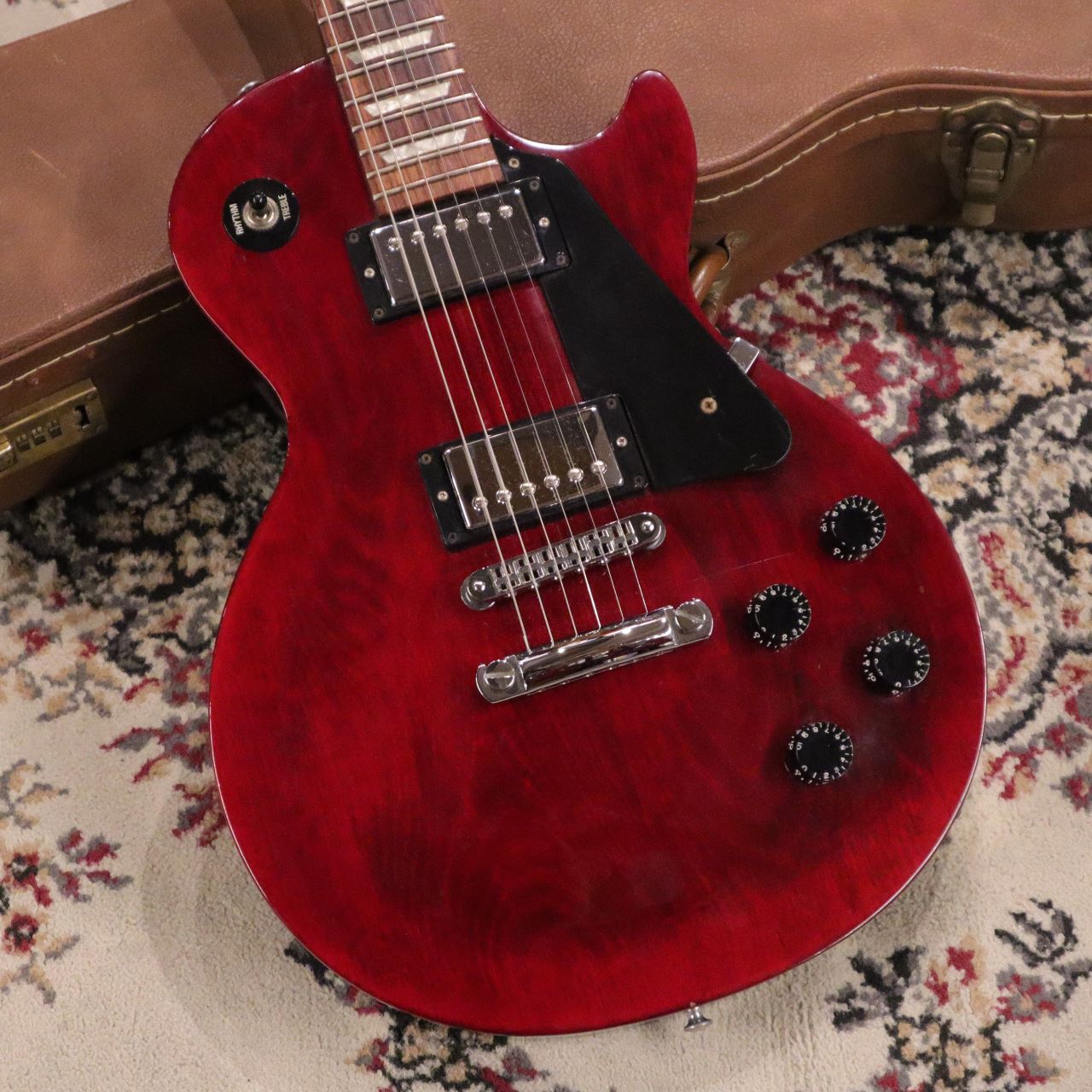 Gibson Les Paul Studio ～Wine Red～ 2000年製【3.94㎏】（中古/送料