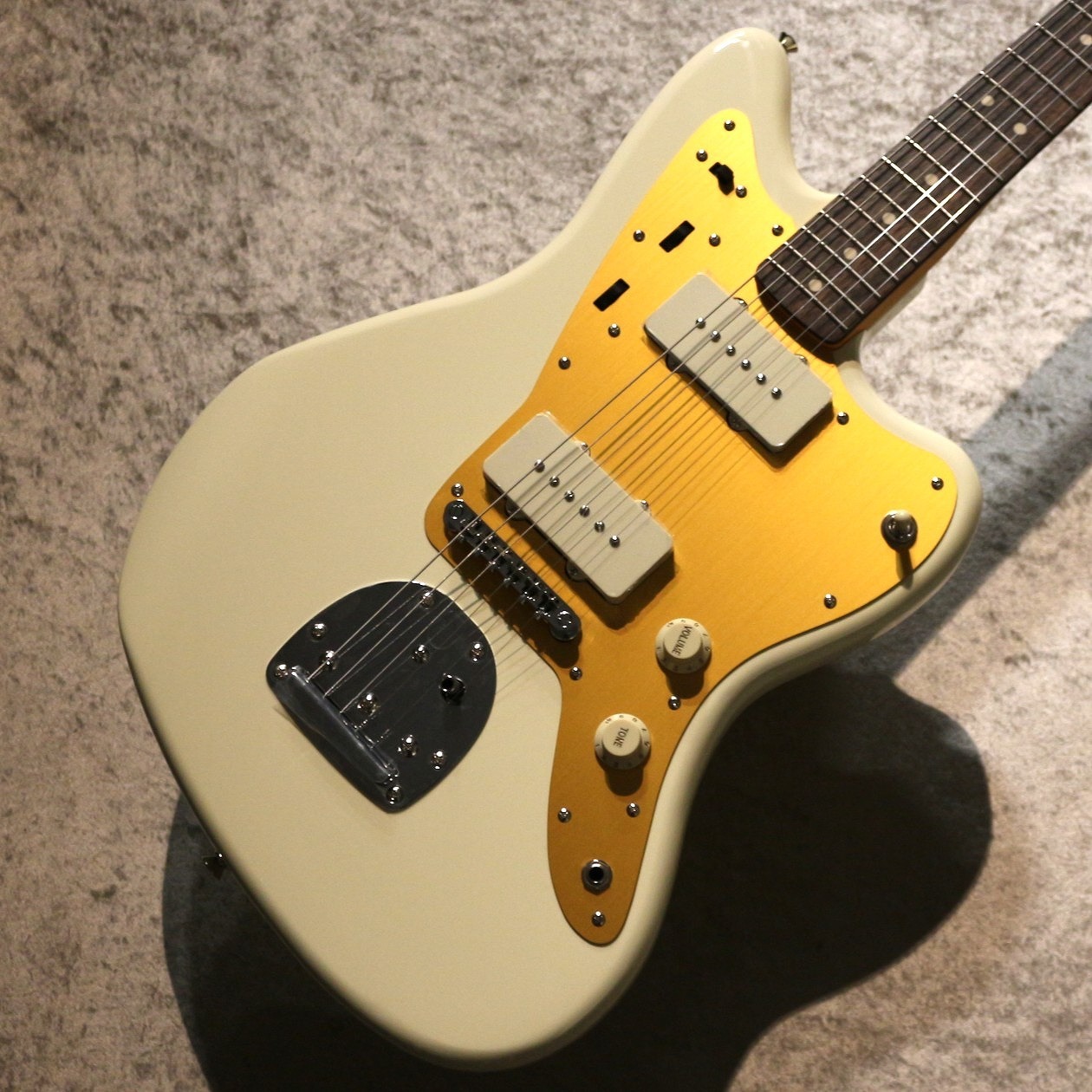 Squier by Fender 【人気モデル!】J Mascis Jazzmaster ~Vintage Squier by Fender 【人気モデル!】J Mascis Jazzmaster ~Vintage