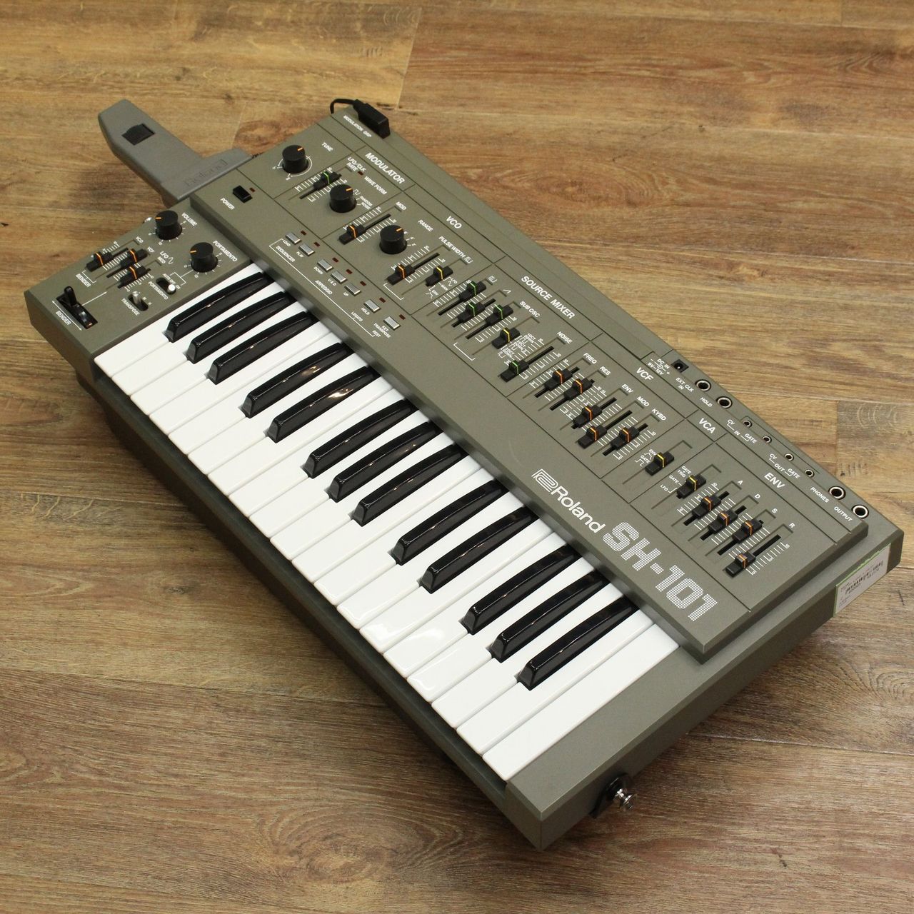 Roland SH-101 w/MG-1 【Vintage】 【キーボードマート新宿】【新宿店