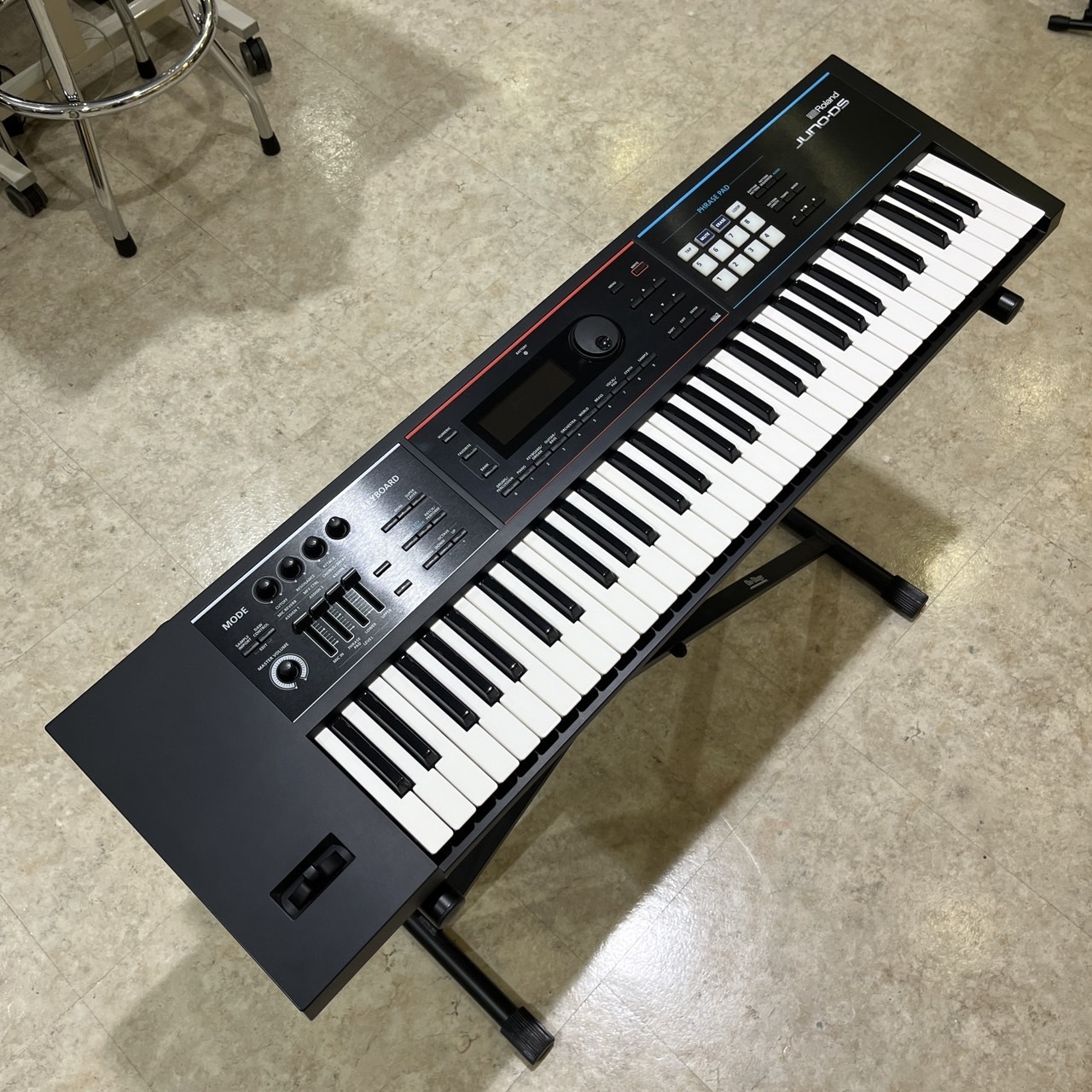 Roland JUNO-DS61 (ブラック)【閉店在庫処分2/18までの特価】 61鍵盤