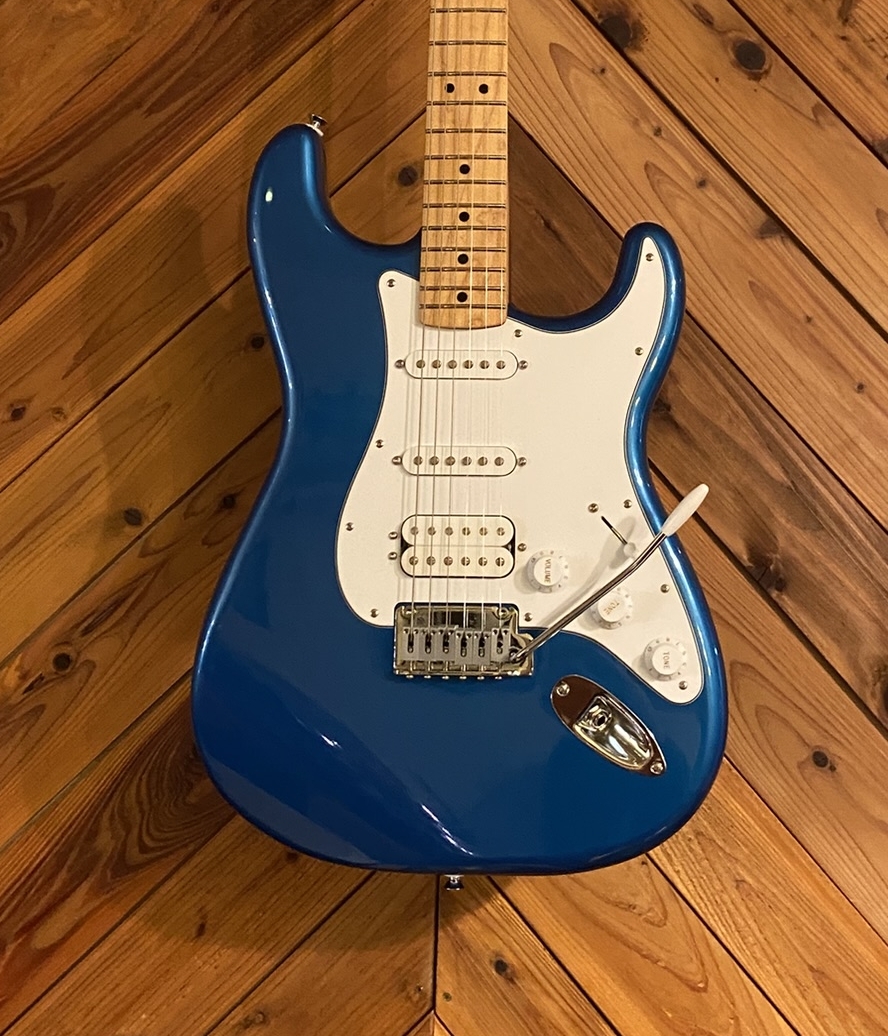 Fender Standard Stratocaster HSS MN Aqua Marine Metallic
