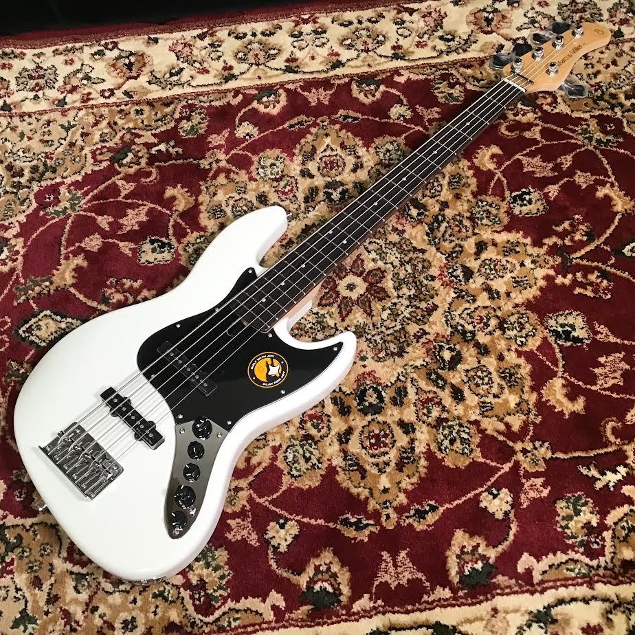 Sire Marcus Miller V3 5st 2nd Generation AWH 5弦ベース Sire Marcus Miller V3 5st 2nd Generation AWH 5弦ベース