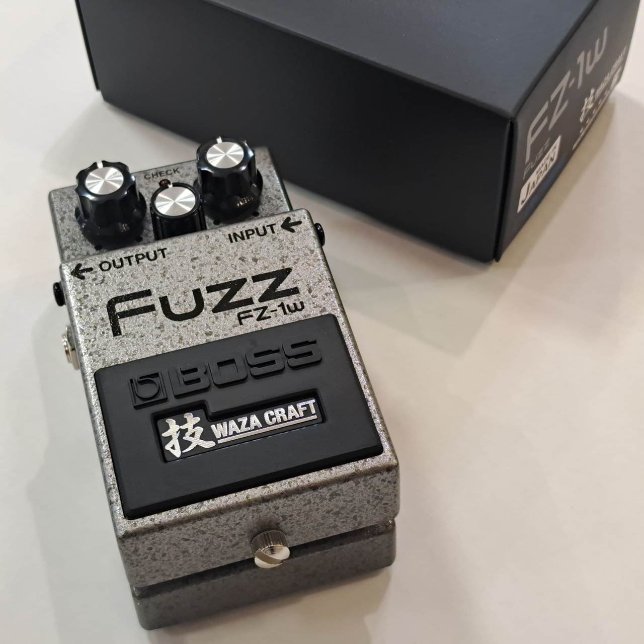 BOSS FZ-1W Fuzz WAZA CRAFT 技クラフト（新品/送料無料）【楽器検索