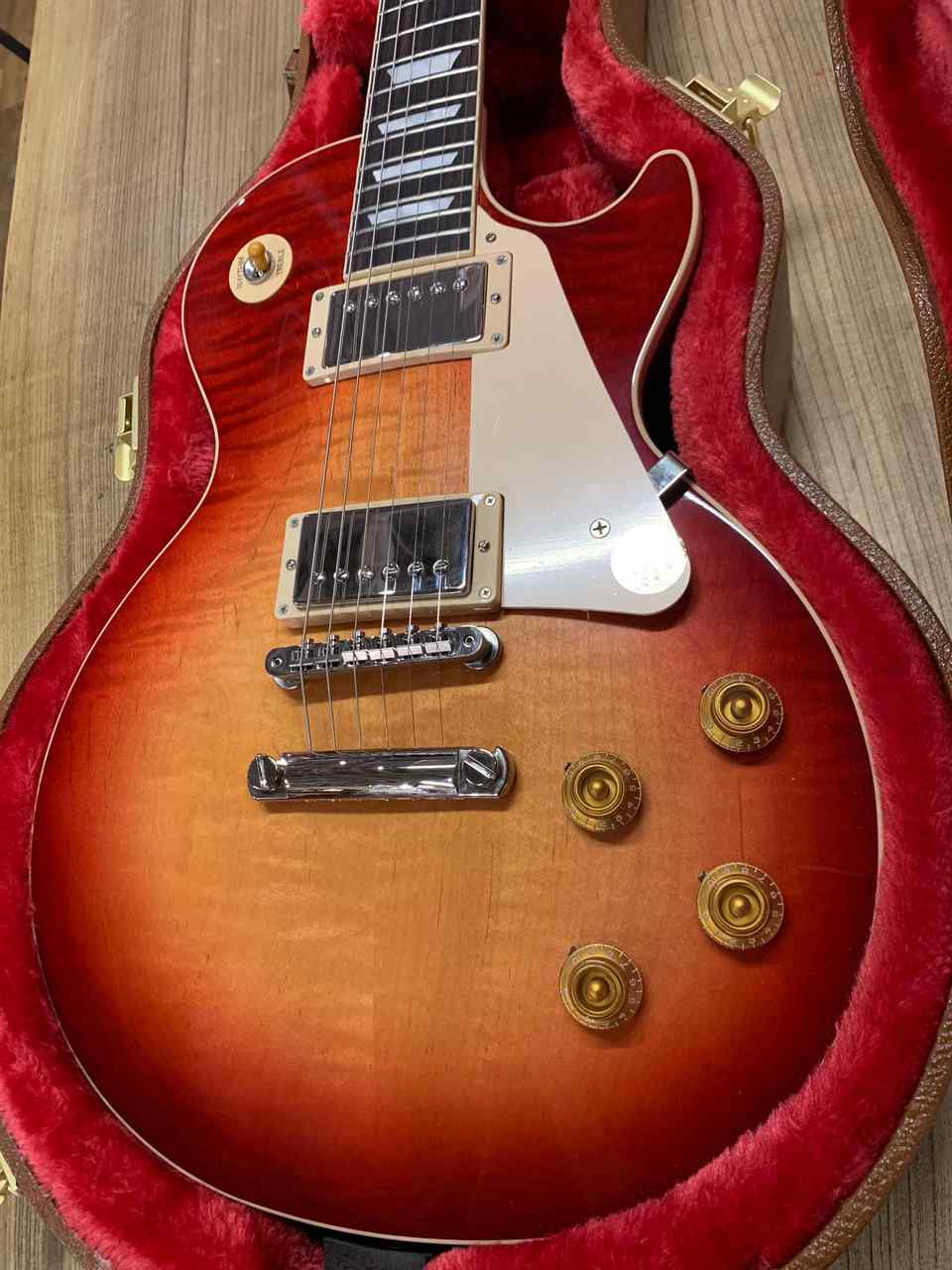 Gibson Les Paul Standard 50s Heritage Cherry Sunburst（新品特価）【楽器検索デジマート】