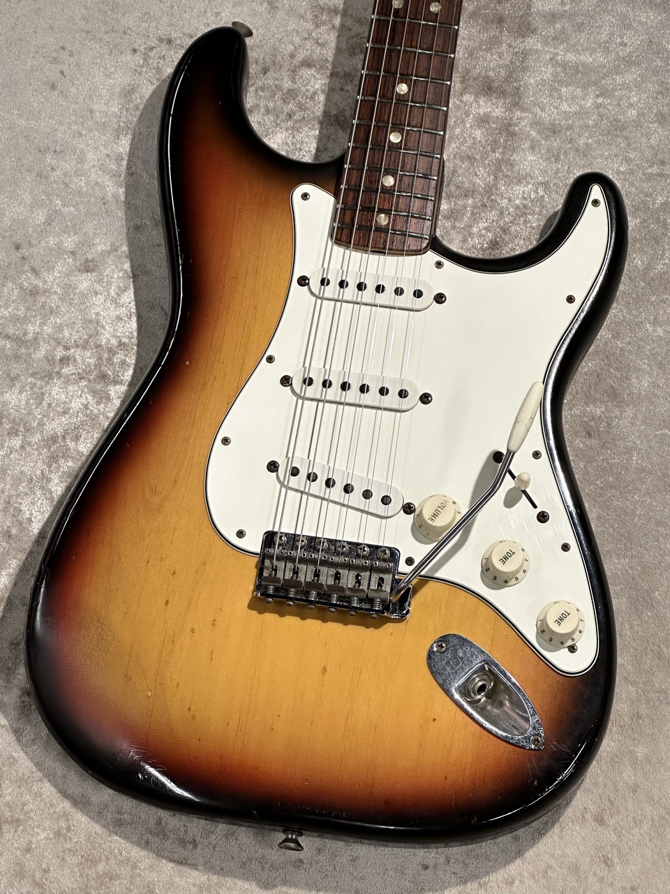Fender 1970 Stratocaster Sunburst【3.46kg】（ビンテージ）【楽器