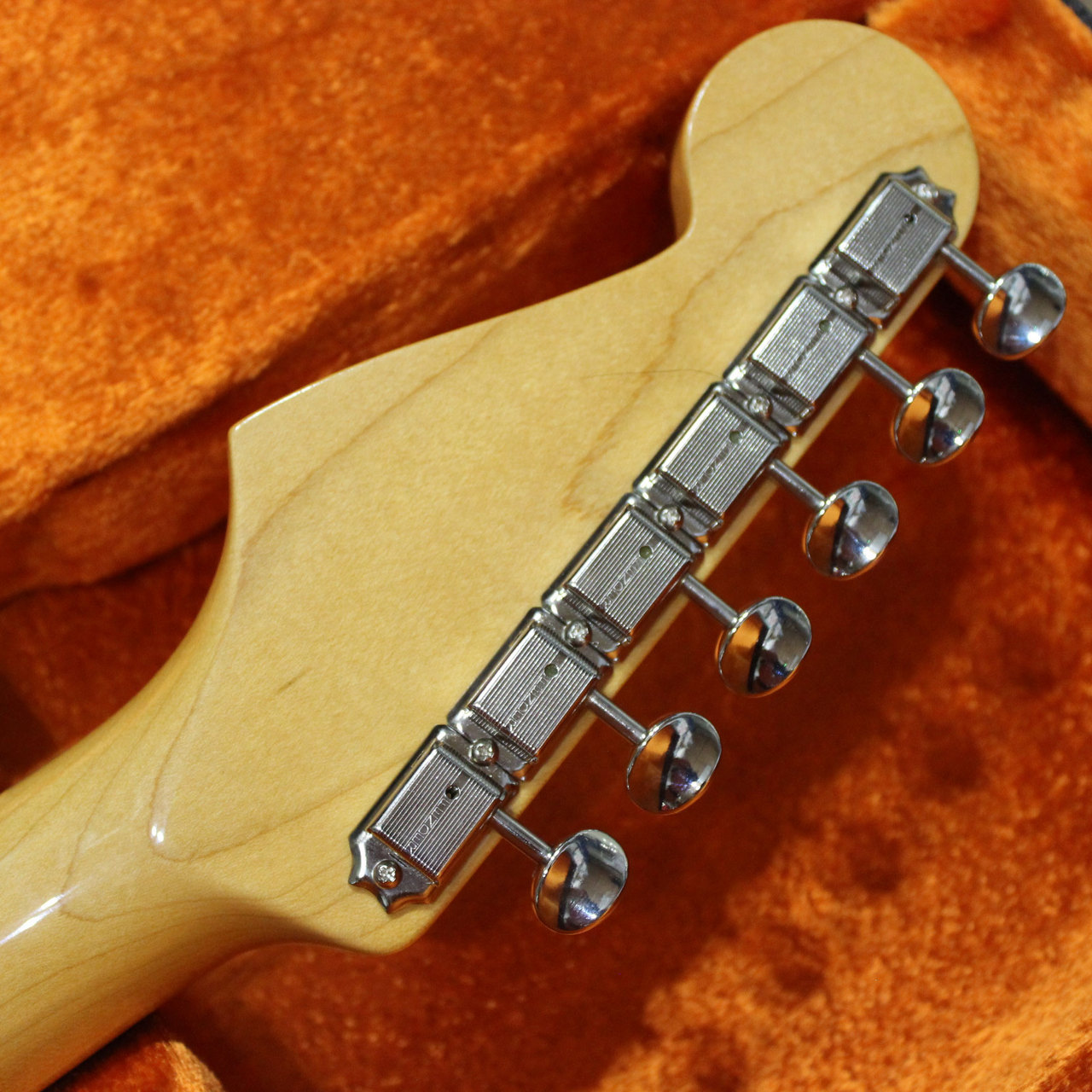 Fender American Vintage II 1965 Stratocaster Shoreline Gold ローズ