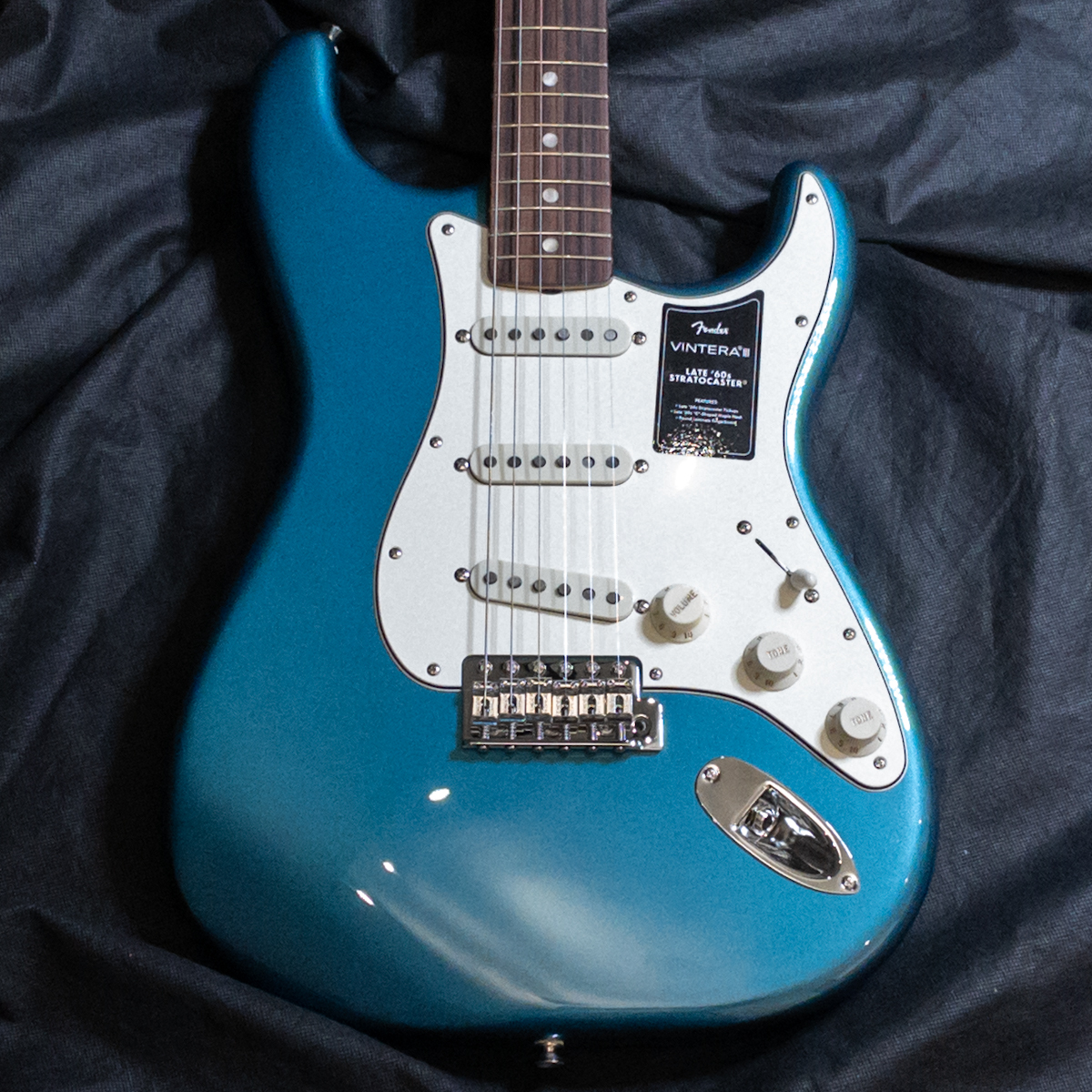 Fender Vintera III Late '60s Stratocaster RW OCT (Ocean Turquoise
