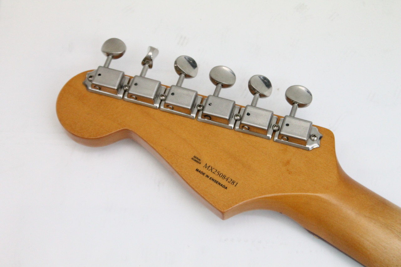 Fender Limited Edition Vintera II Road Worn '60s Stratocaster