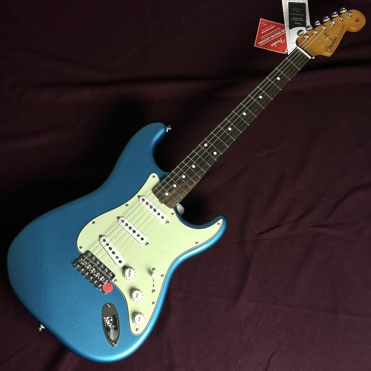 Fender Vintera II '60s Stratocaster Lake Placid Blue エレキギター