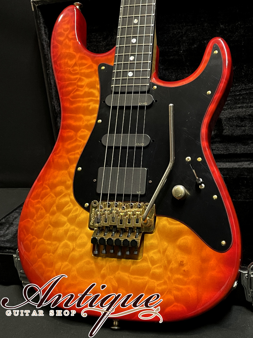 Valley Arts Custom Pro USA 1996 Fireburst M-Head w/1P Quilt Body 