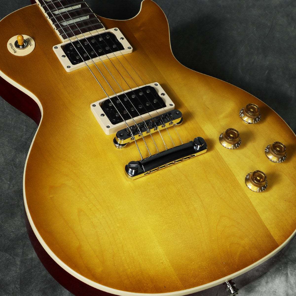 Gibson Slash 