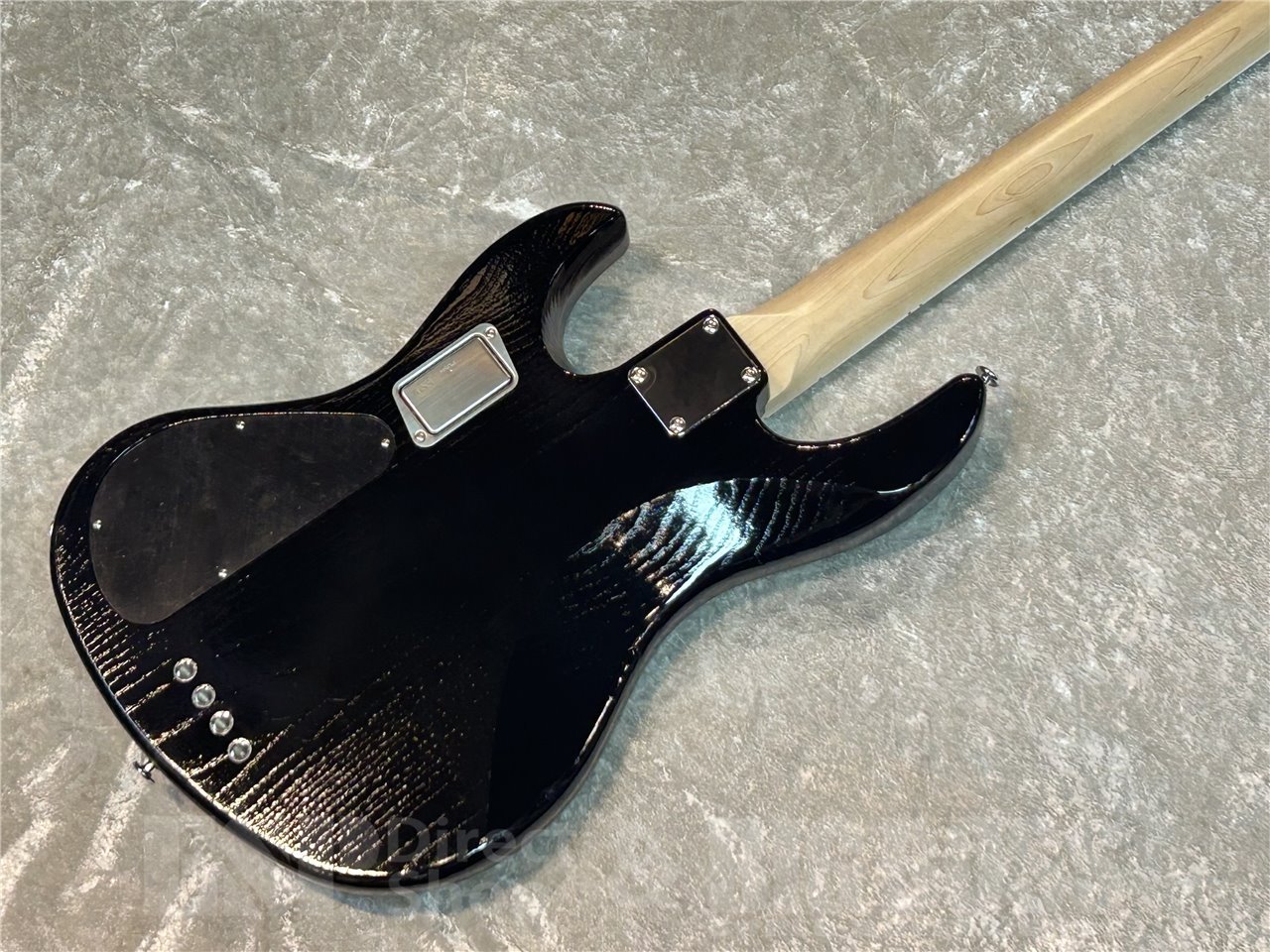 ベース EDWARDS E-AMAZE-AS-4/M (Solid Black) EDWARDS ( エドワーズ ) E-AMAZE-AS-4/M Solid Black 送料無料