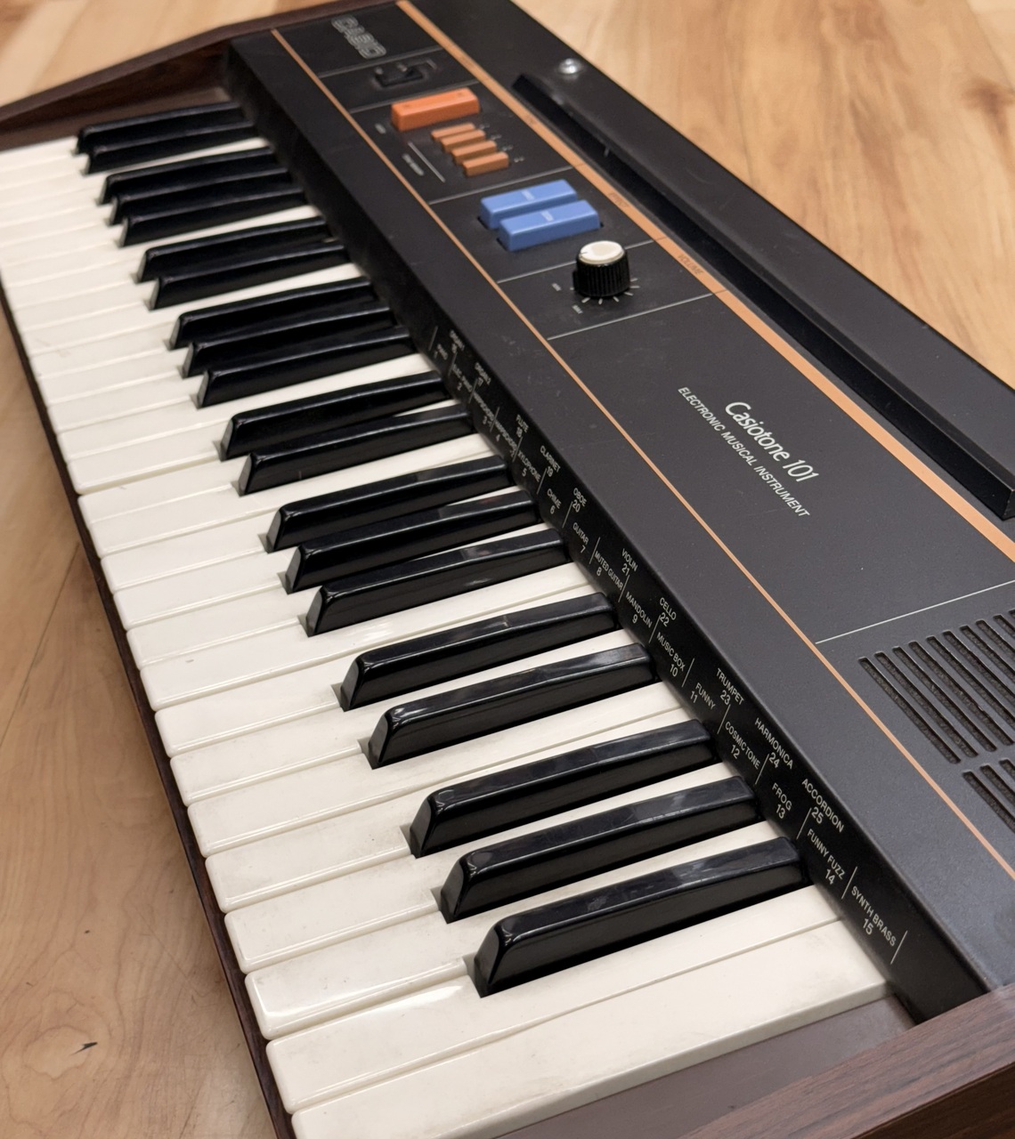 Casio Casiotone CT-101（中古）【楽器検索デジマート】