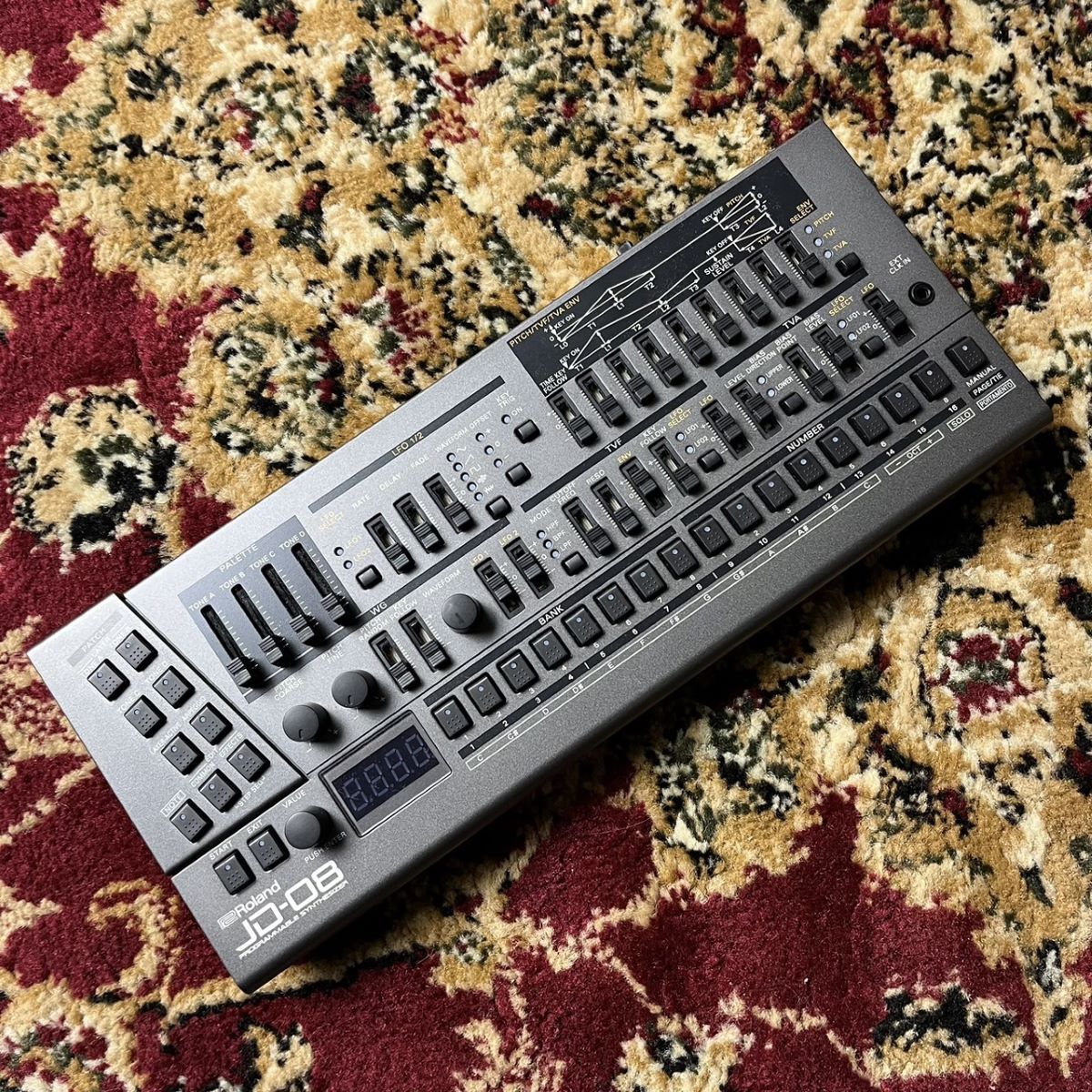 Roland Boutique JD-08