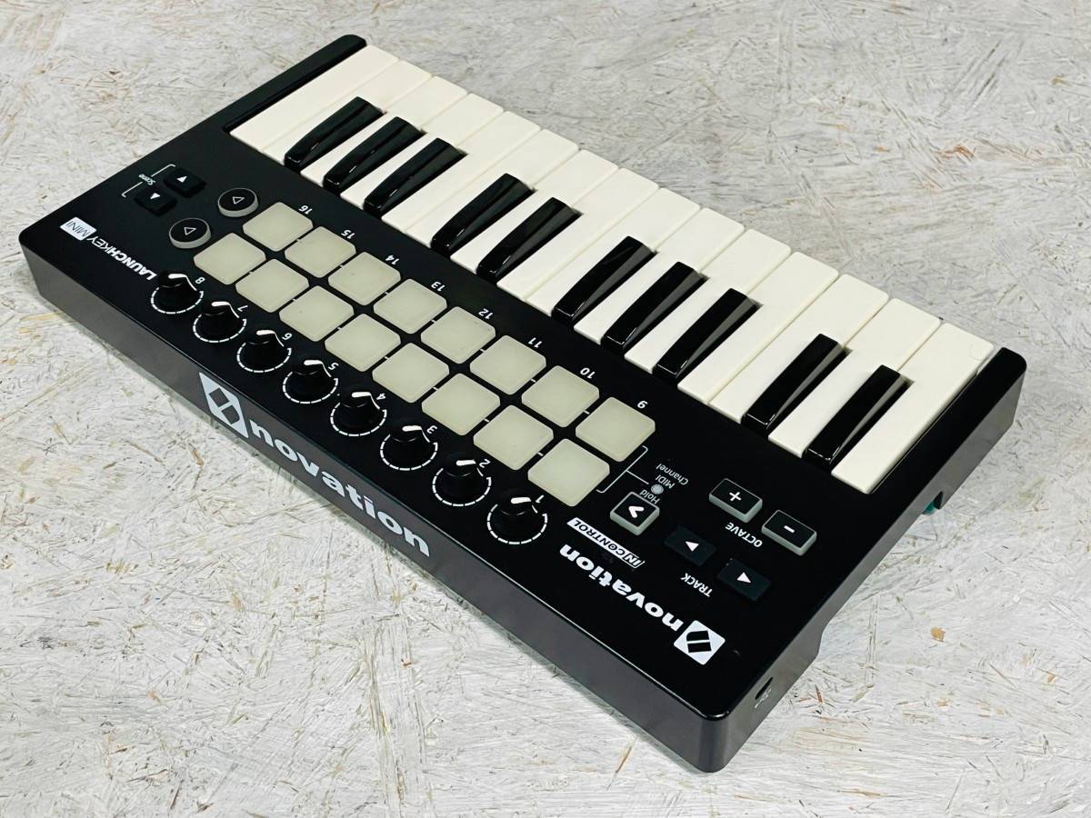 Novation Launchkey Mini MK2（中古）【楽器検索デジマート】