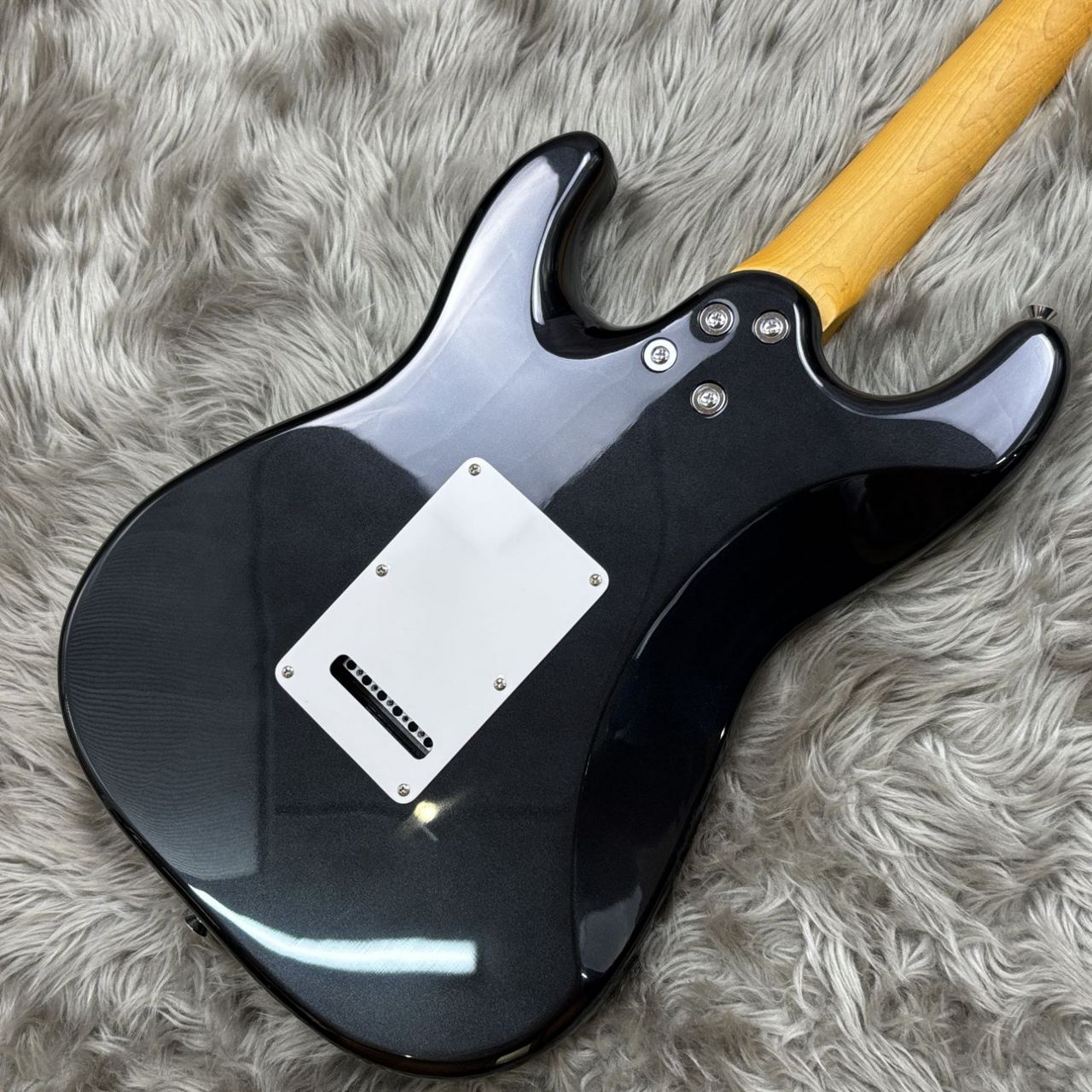 ブラックエレキギター 木製ボディ ハムバッカー 31P7NtjirQL.jpg