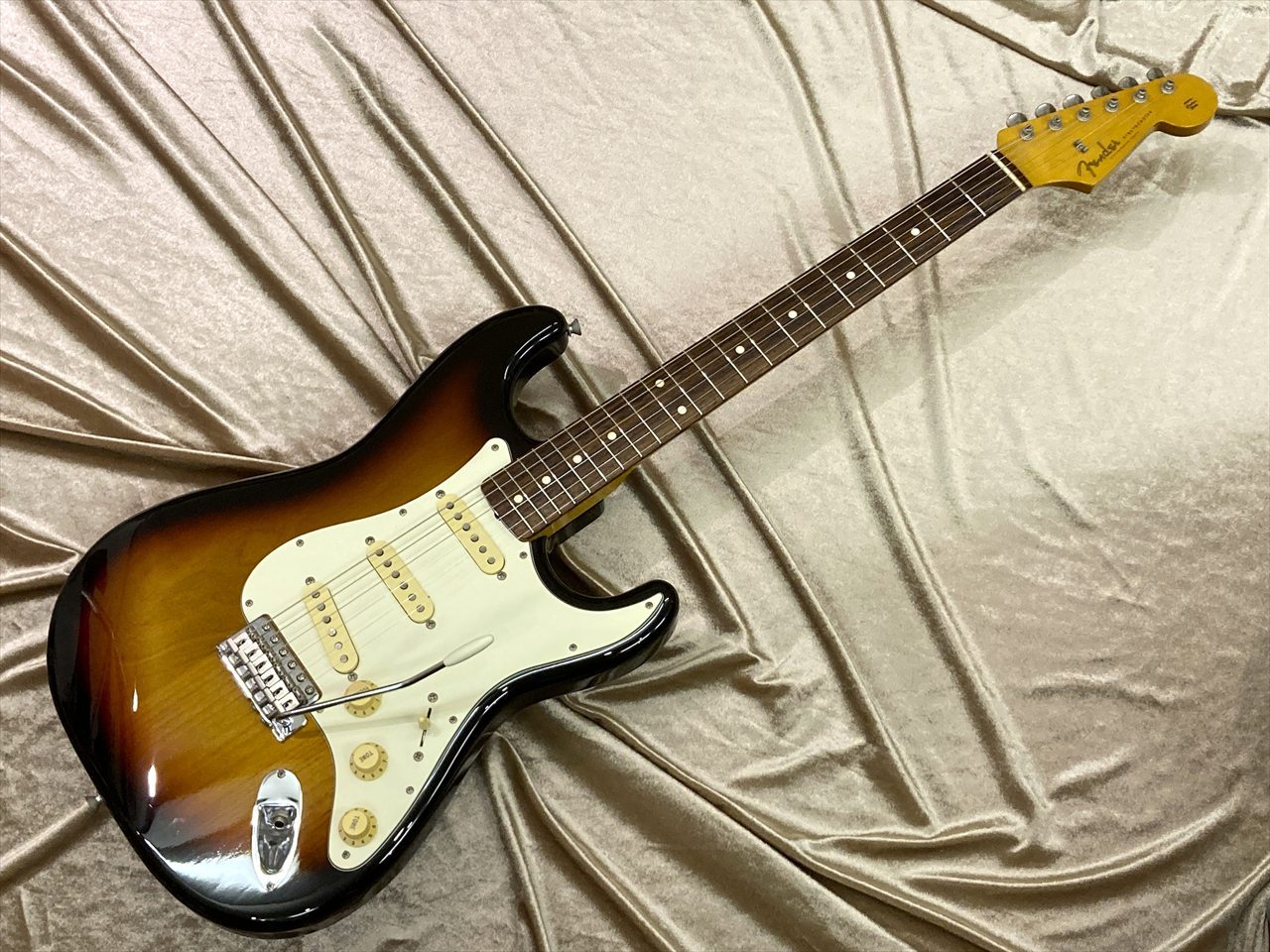 ギター Fender Japan Stratocaster ST62-TX 3TS Fender Japan ST62-TX 3TS（中古/送料無料）【楽器検索デジマート】