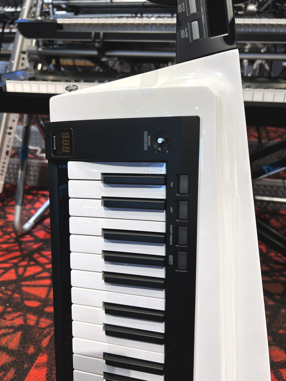 KORG KORG RK-100S 2 ホワイト RK-100S2-WH(店頭展示品)（B級特価/送料