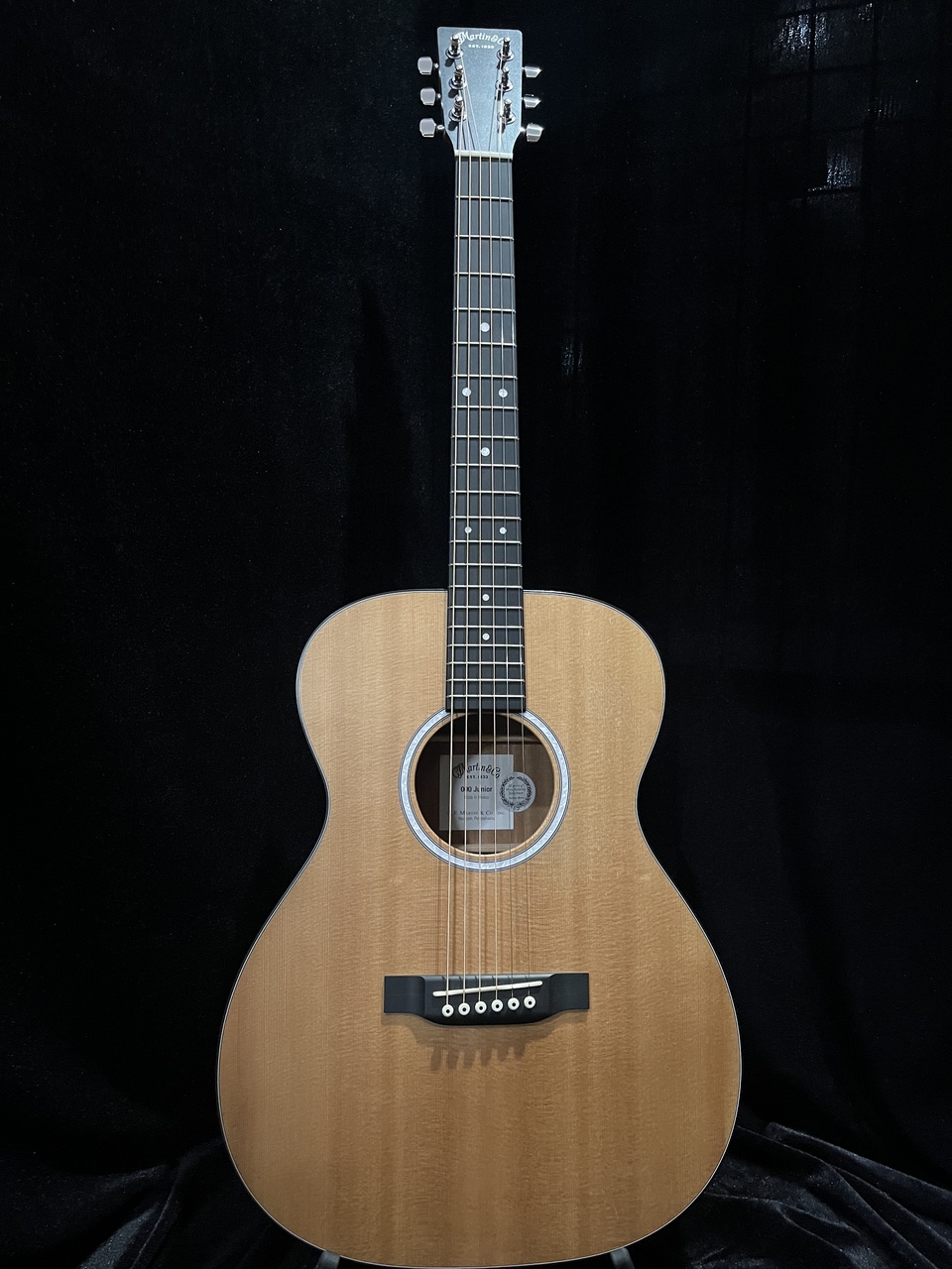 Martin 000Jr-10（中古）【楽器検索デジマート】