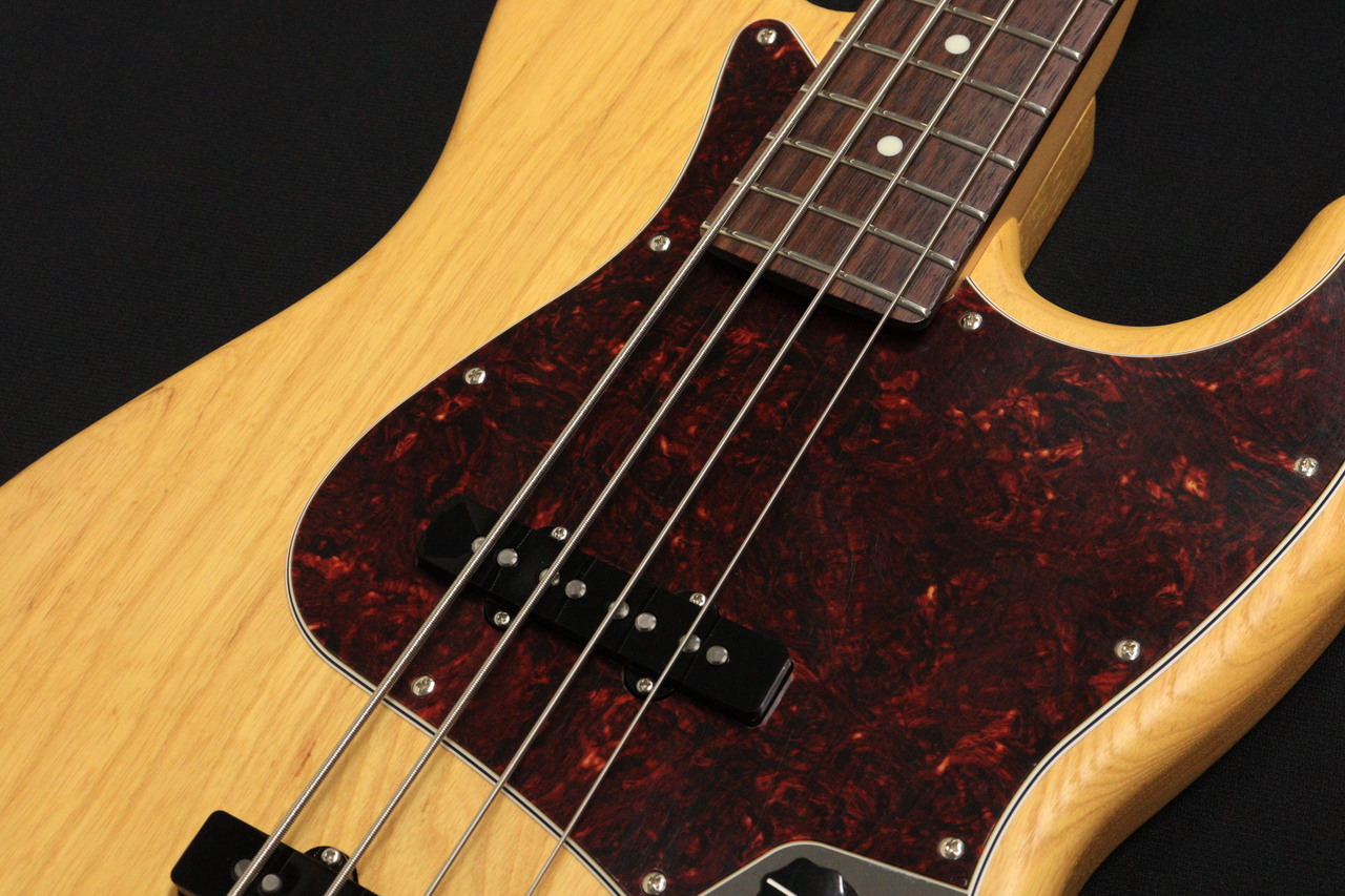 Fender Made in Japan Limited Jazz Bass®, Raw Ash Vintage Natural