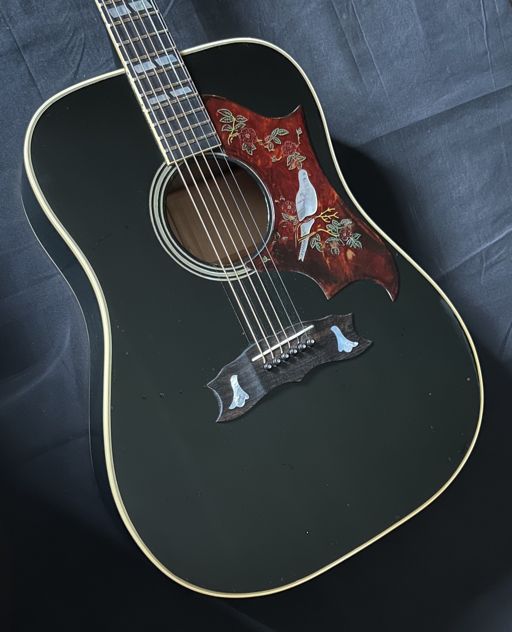 Gibson Dove Black （ビンテージ）【楽器検索デジマート】