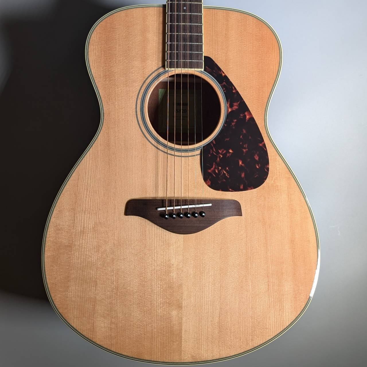 YAMAHA FS820 アコースティックギター 美品（中古/送料無料）【楽器 