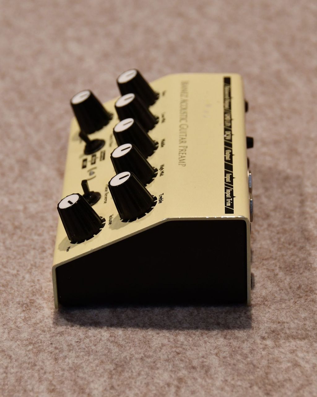 Ibanez AGP10 アコースティックギタープリアンプ Ibanez AGP10 - アコースティックギター専用に開発されたフル