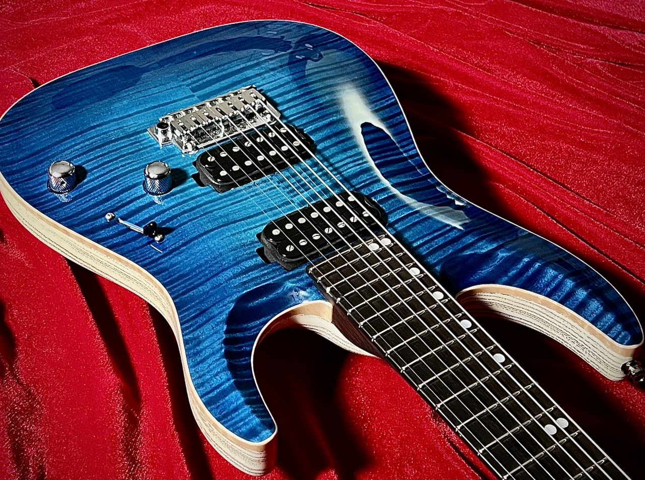 T's Guitars DST-24 Carved Top 7 Strings - Frozen Sky- / Shop