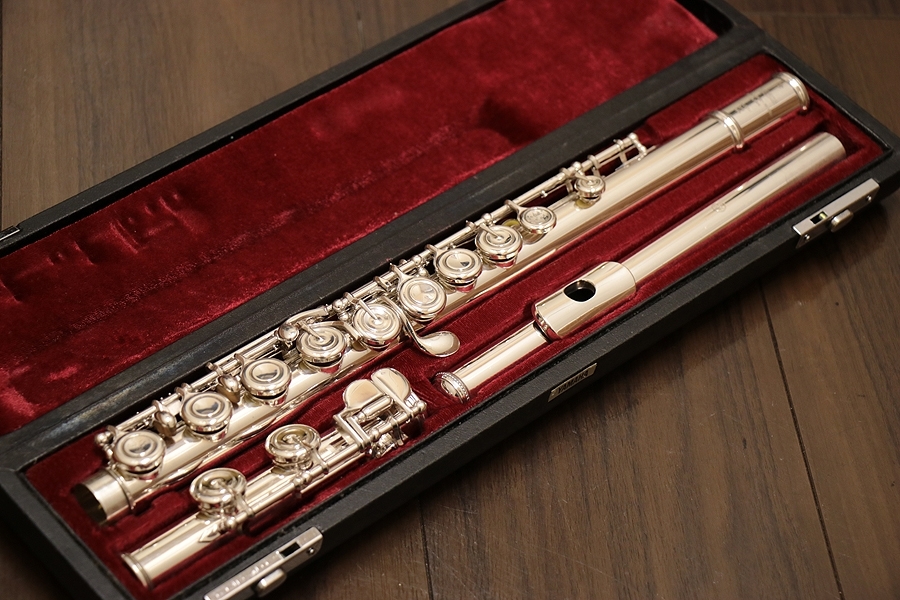 YAMAHA ヤマハ YFL-511 管体銀製フルート 【1年保証】 【SN 4527