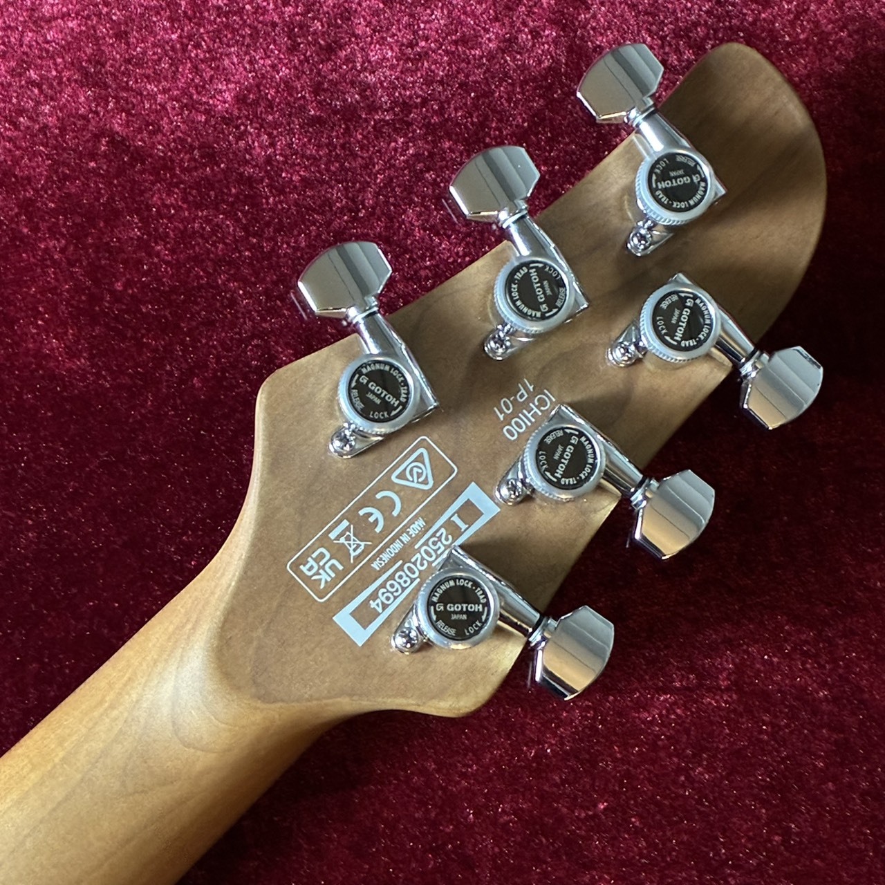 Ibanez ICHI00-VWH Vintage White Ichika Nito シグネイチャーモデル