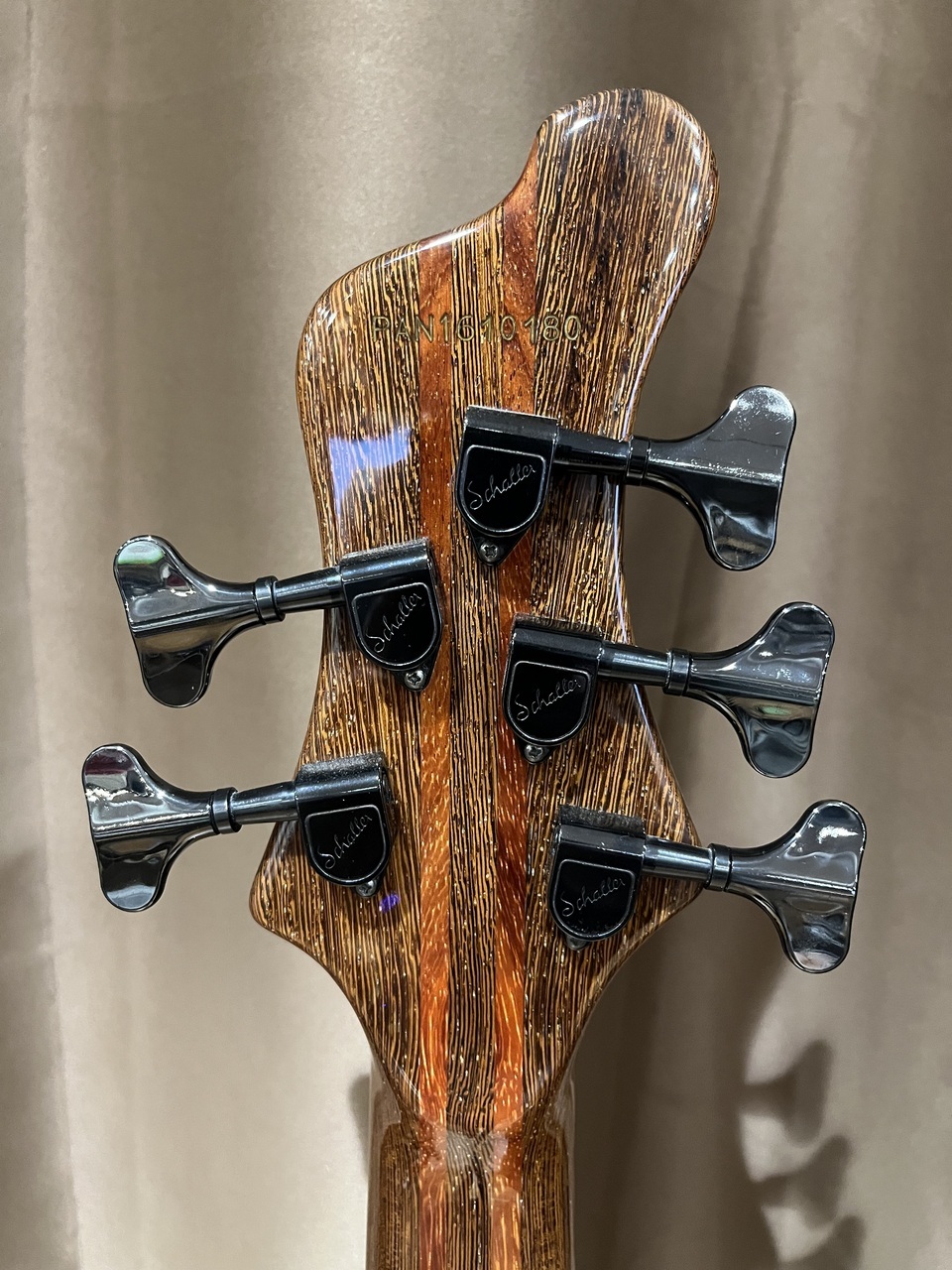 ベース MAYONES Patriot Custom5-Q4 W Mayones Guitars Patriot 5 'Antique Black' – Bass Freaks Sprl