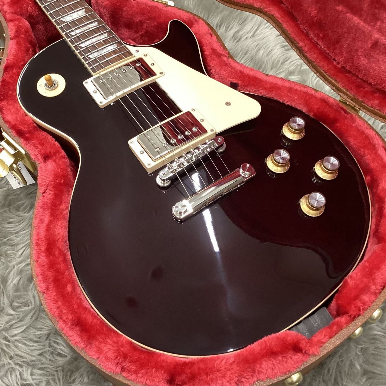 Gibson Les Paul Standard '60s Figured Top Translucent Oxblood