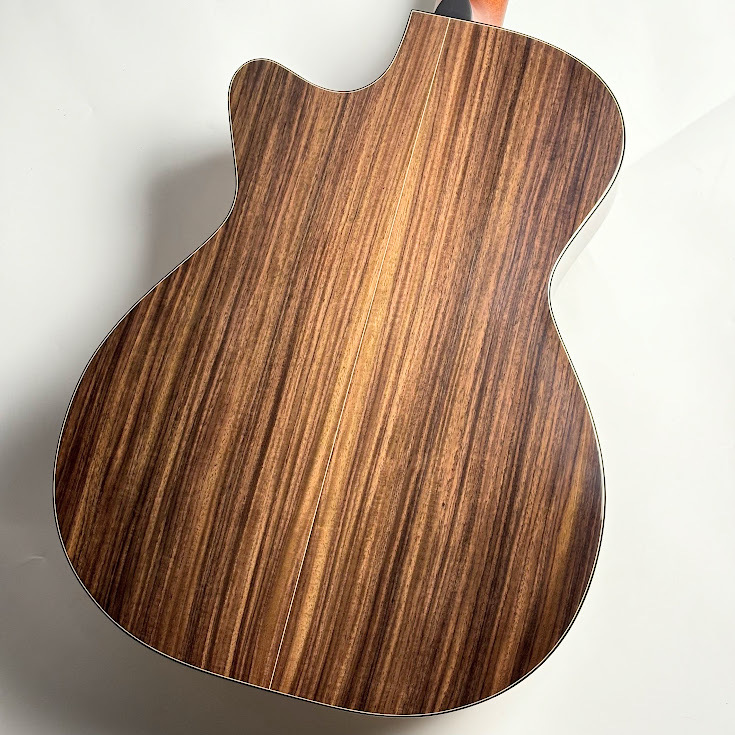 Furch Yellow OMc-SR a（Natural）【現物写真／重量：2.02kg】（新品