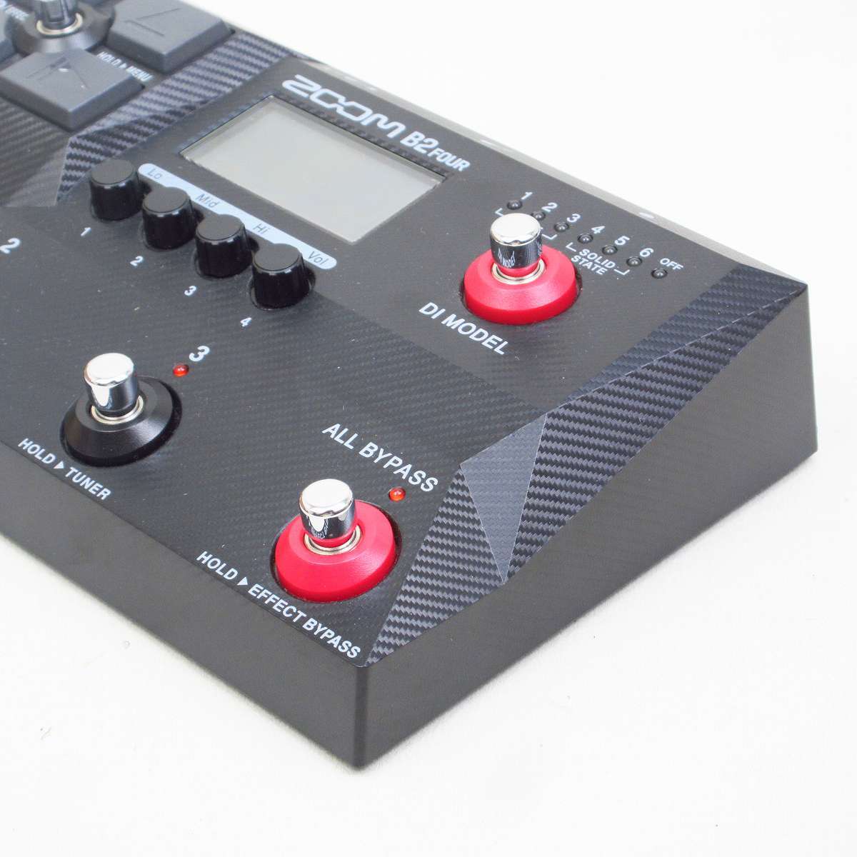 ZOOM B2 FOUR Effects & Amp Emulator ベース用 マルチエフェクター