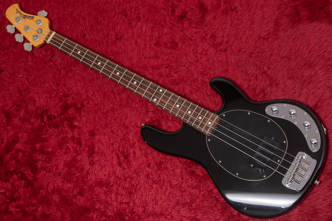 ザ*キ様 MUSIC MAN StingRay エレキベース ERNIE BALL MUSIC MAN StingRay 3 EQ H BLK/RW 2007 4.690kg #E62726