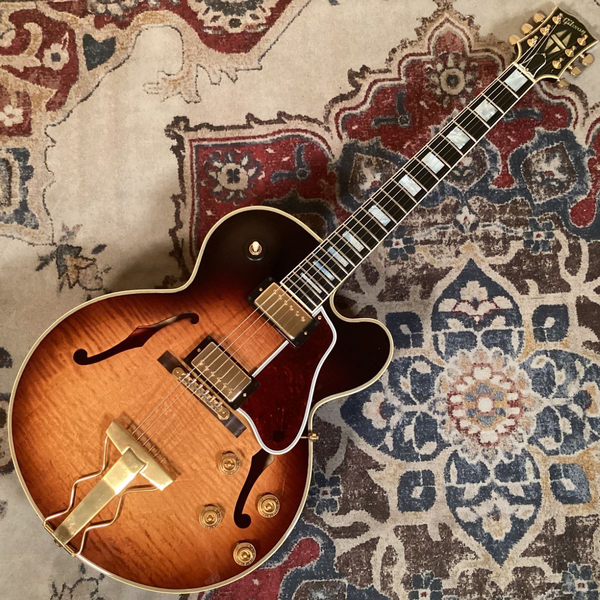 モエマス Gibson Memphis ES-275 Figured MB Montreux Burst