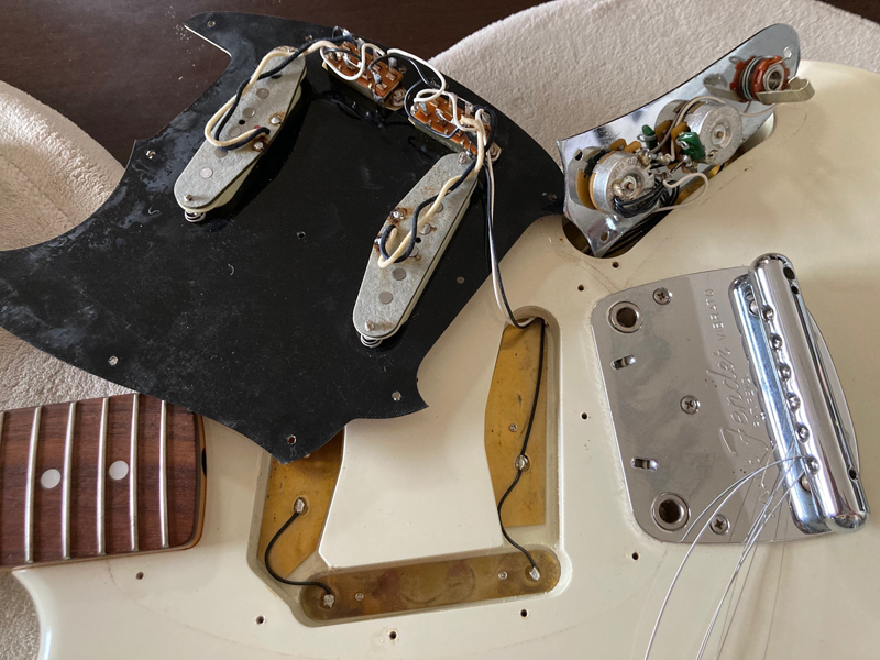 Fender Japan MG65-86（中古）【楽器検索デジマート】