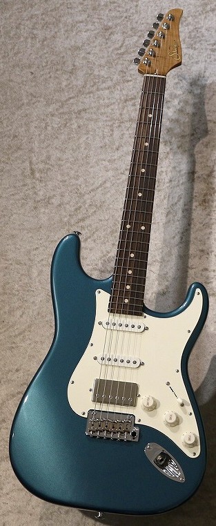 Suhr Classic S Antique Roasted Flame Maple Ocean Turquoise