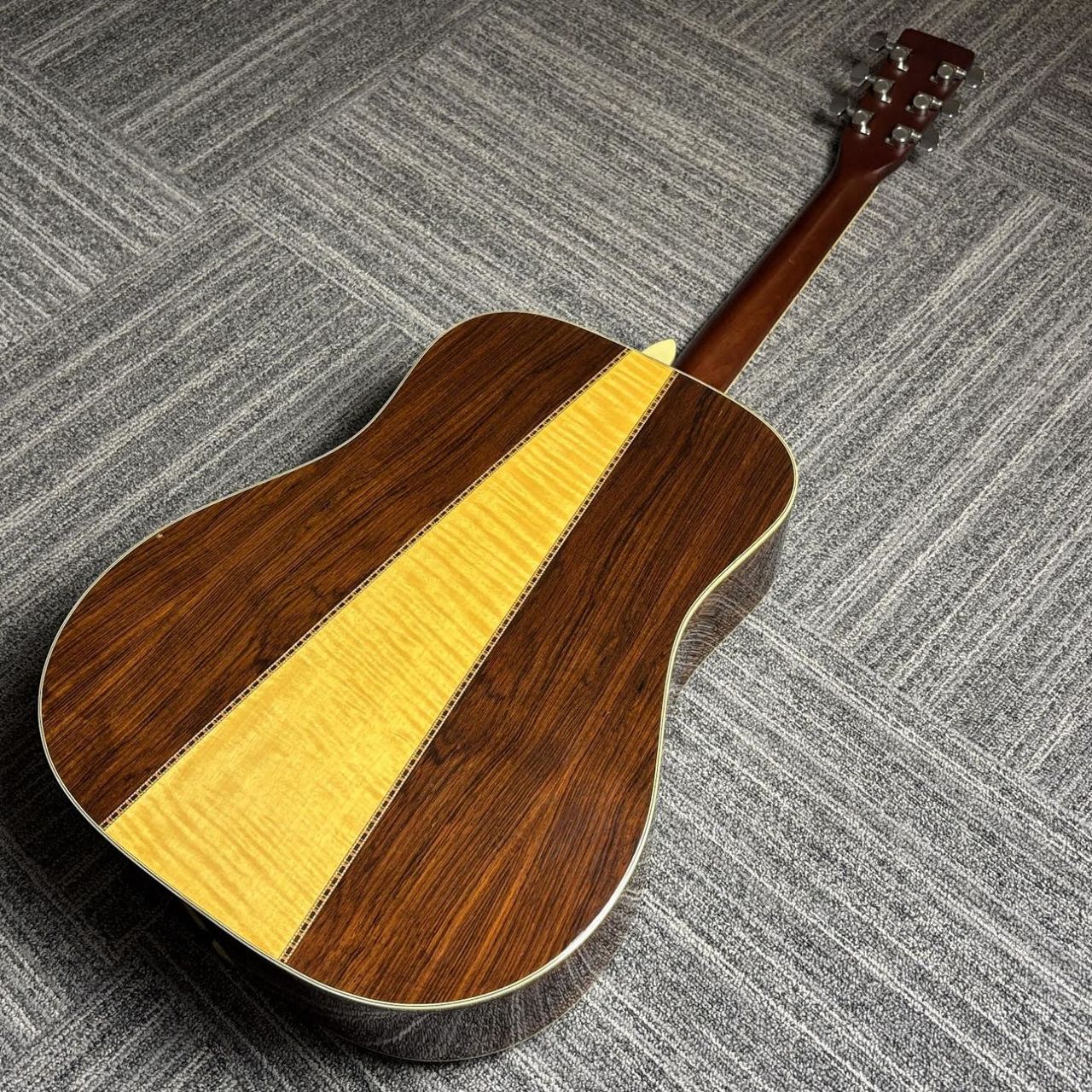 Morris W-40 ハカランダ アコースティックギター ハードケース付 Morris W-40 ハカランダ使用 アコースティックギター