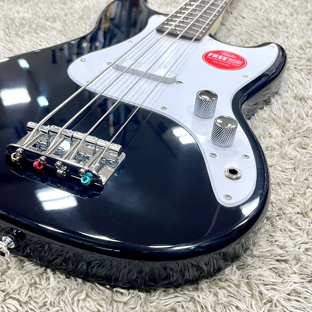 Squier by Fender Sonic Bronco Bass Laurel Fingerboard White