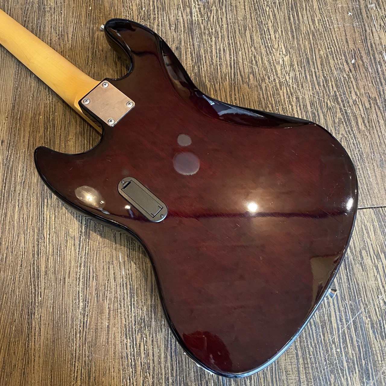 Elioth J303 JB type Electric Bass（中古/送料無料）【楽器検索