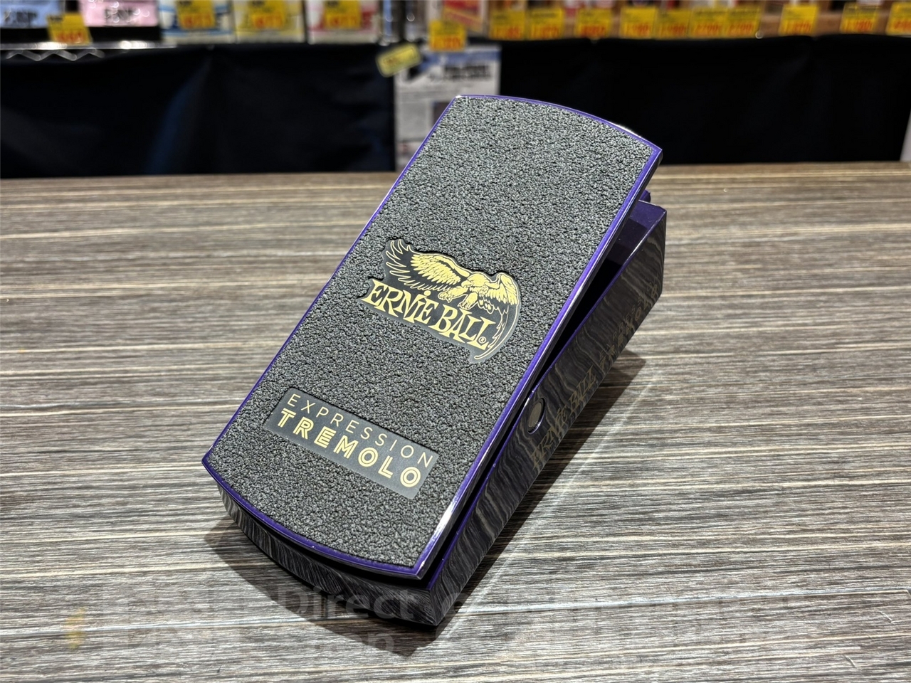 ERNIE BALL Expression Tremolo トレモロ Expression Tremolo Pedal | Ernie Ball