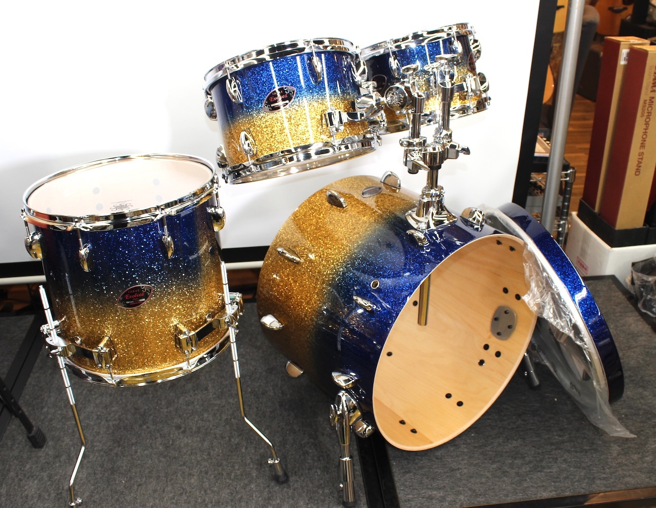 SAKAE OSAKA HERITAGE EVOLVE 20インチバスドラ4点セット（新品