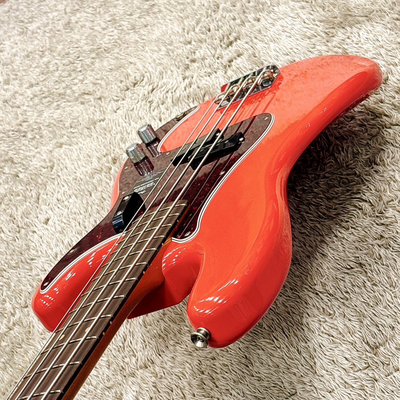 Fender Limited Edition Vintera II Road Worn '60s Precision