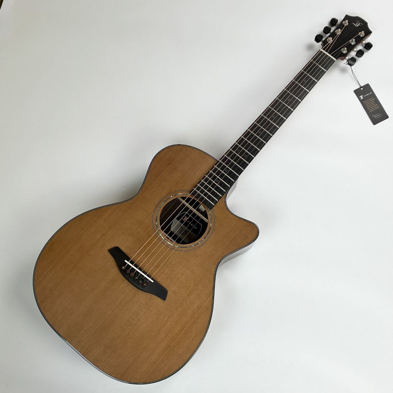 Furch Yellow OMc-CR a 【現物個体画像】ウェスタンレッドシダー単板