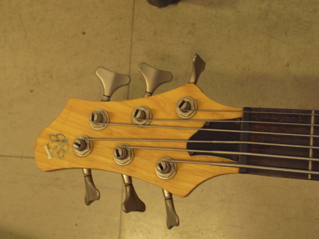 Ibanez BTB556（中古）【楽器検索デジマート】