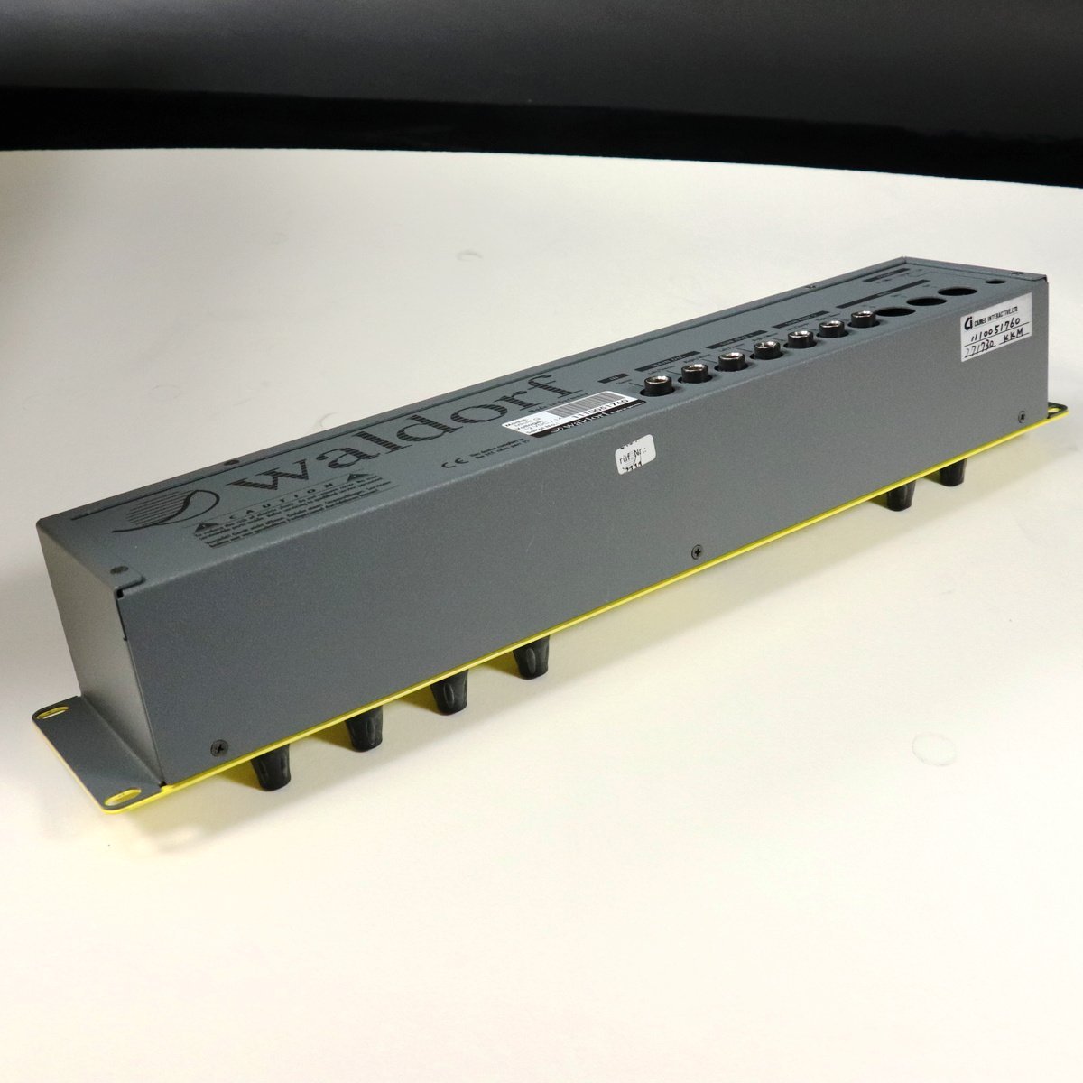 Waldorf MICRO Q Rack / Yellow Rack Synthesizer 【梅田店】【値下げ