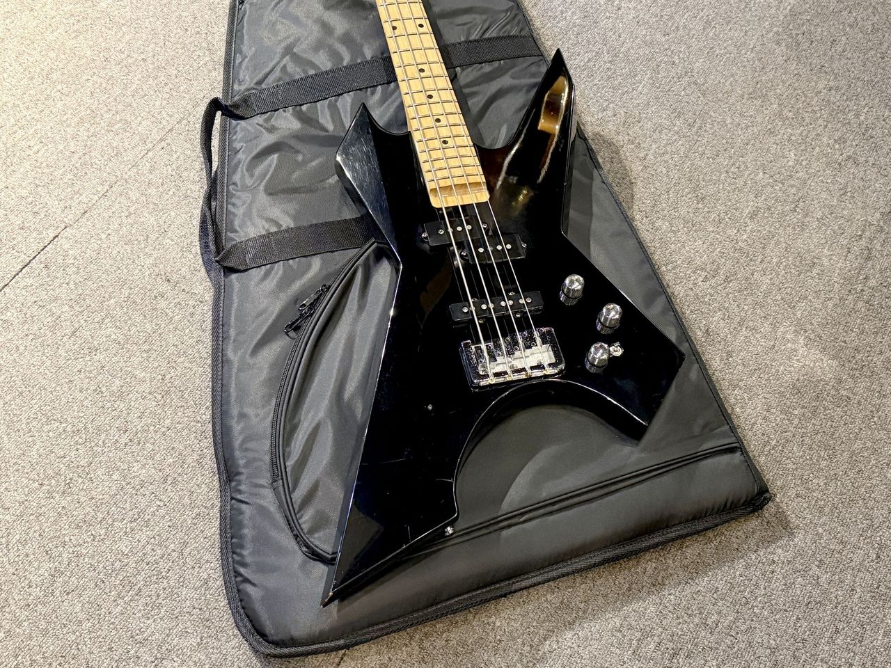 【美品】Killer / KB impulss PJ Black Killer KB-IMPULSS PJ（中古）【楽器検索デジマート】